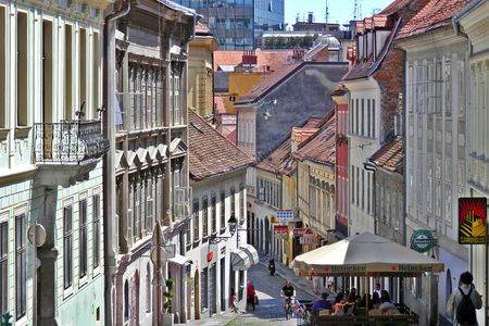 Private Walking Tour of Zagreb with Funicular Tickets