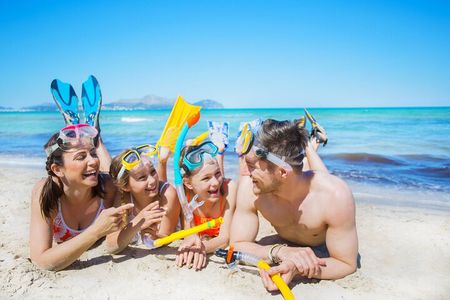Hurghada Full Day Boat Trip with Snorkeling and Lunch