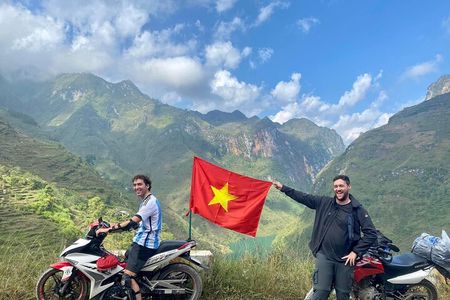 Ultimate Ha Giang Loop Private Tour 5D/4N All-Inclusive Ride