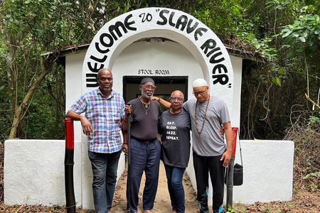 Private Full Day Culture and Nature Tour of Cape Coast