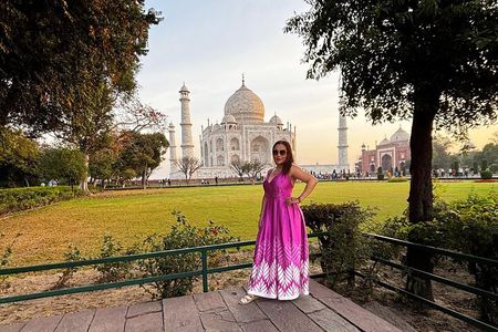  From Jaipur Taj Mahal & Agra Tour and Transfer to Delhi