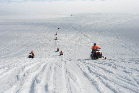 Into the Glacier Combo: Snowmobiling + Langjökull Ice Cave