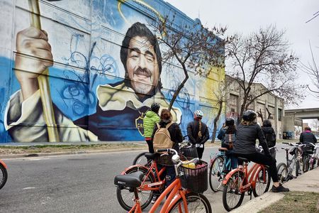 Bike Tour: Urban Art in Buenos Aires 