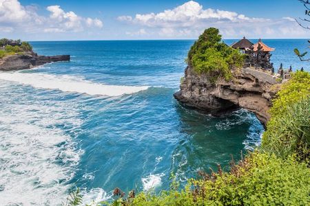 Tanah Lot and North Bali Tour All Inclusive
