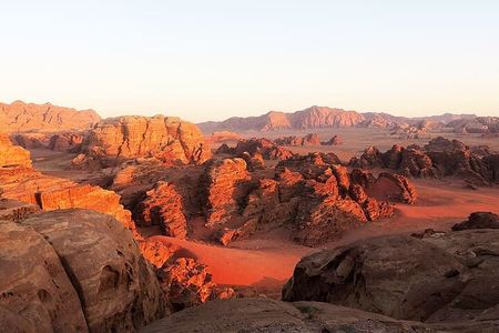  Unforgettable 2 days Adventure: Wadi Rum, Aqaba, and Petra Tour