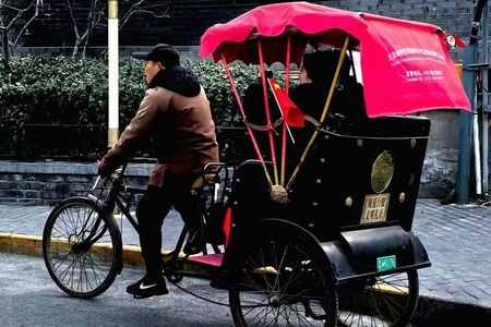 Private Tour-Old Hutong, Rickshaw, Drum Tower and Foodie Tour
