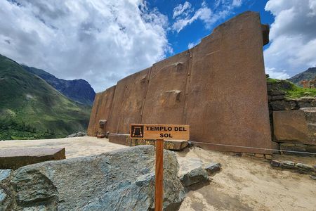 Tour in the Sacred Valley of the Incas with Transfer to Ollantaytambo