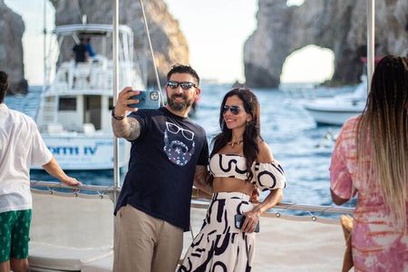 Los Cabos Sunset Party Cruise