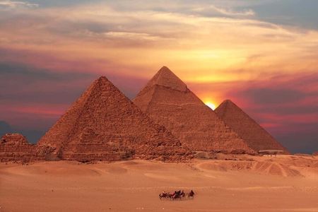 Explore Cairo Full Day Guided Bus Tour from Hurghada