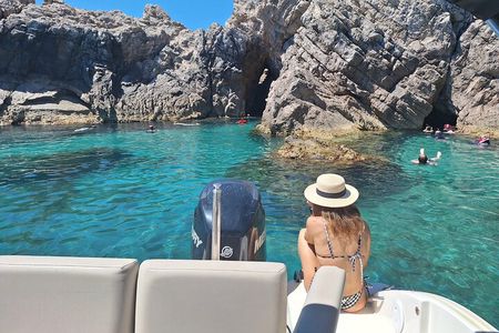 Half-Day Private Speed Boat Tour in Dubrovnik on Elaphiti Islands