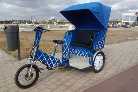 Private Half-Day Exploration Tour of Rabat in a Green Taxi