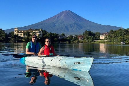 Early Morning Kayaking With Views of Mt Fuji at Lake Kawaguchiko