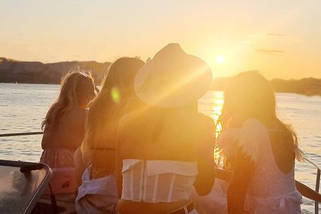 Major Tom Moso Sunset Sail and Cruise