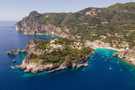 Private Tour: Panoramic Views and the Old Town