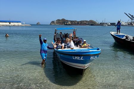 Maritime Adventure Bahia de Cinto and Playa Cristal, Tayrona Park