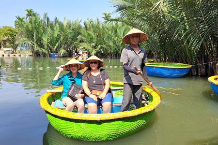 Private tour Hoi An Coconut basket boat ride and Ancient town