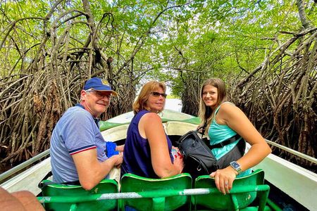 2 hours private Madu River Safari 