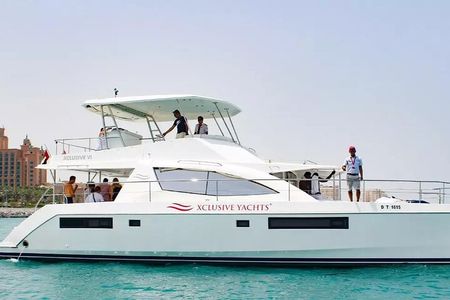 65ft Private Luxury Yacht Dubai Marina with Transfers Option