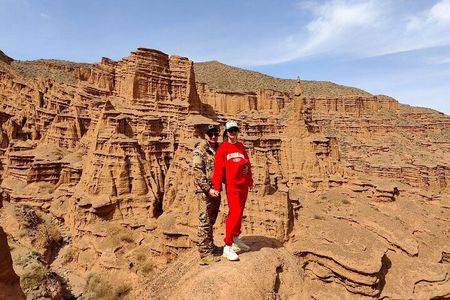 Tour Kegeti gorge , Burana Tower, canyons Kok Moynok, Issyk Kul