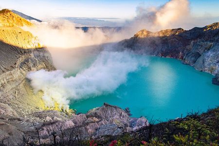Day Hike Mount Ijen Mid Night Blue Fire Guided Tour