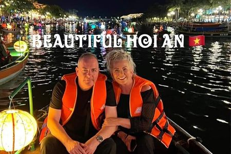 Hoi An walking City- Night Market -Riverboat Ride (4-5 Hours)