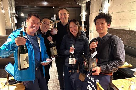 Private Guided Sake Tasting Experience in Tsukiji with 10 Sake!!