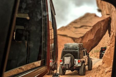 Unique Secluded Sunset In Moab: Canyonlands by 4x4 & Hike