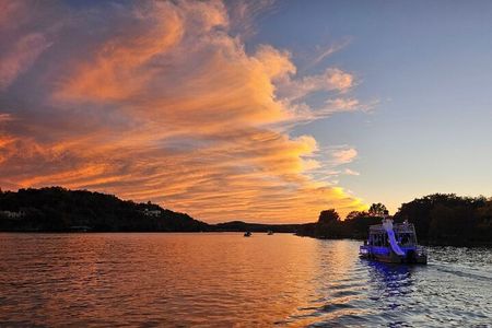 Lake Austin Sunset Boat Cruise – 1 - Hour Scenic Tour BYOB