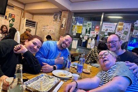 Private Full-Day Guided Tour in Seoul with Lunch, Tea and Dinner