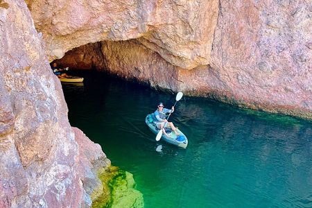 Half Day Emerald and Echo Cave Kayak Adventure
