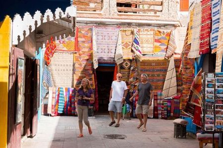 Marrakech Shopping Tour: Medina Souks & Hidden Gems