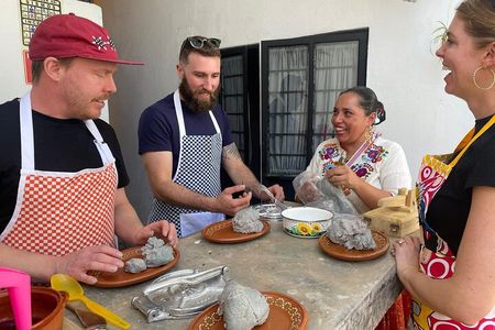 Mexican Cooking Classes and Market Visit in Guadalajara