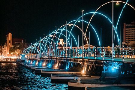 Curacao Food Tour at 3 type of restaurants that the locals enjoy 