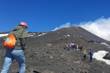 Hike Mount Etna at 3400 meters