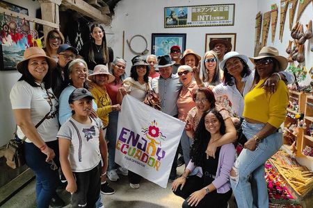  Tour Full-Day Mercado de Otavalo + Cotacachi, Ecuador.