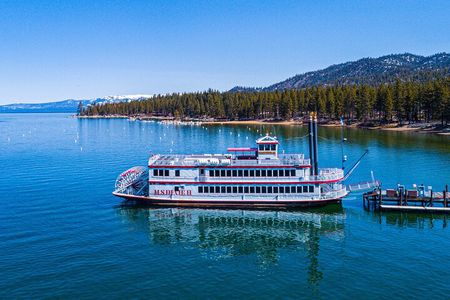 Lake Tahoe Evening Dinner Cruise