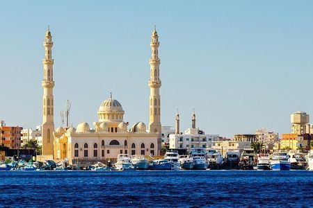 VIP City Tour and Sea Food With Guide And Transfer – Hurghada