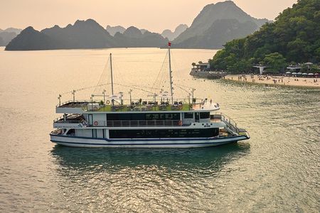 Halong Bay Day Tour by 5-Star Arcady Premium Cruise, All Included