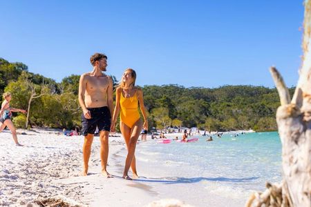 K'gari (Fraser Island) Small Group Day Tour - From Rainbow Beach