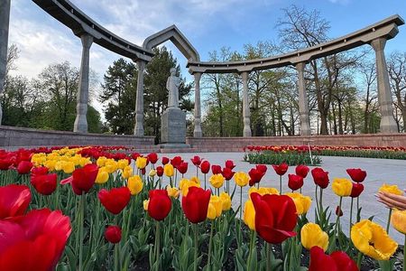 Private & Group Bishkek City Tour : History, Culture & Architects