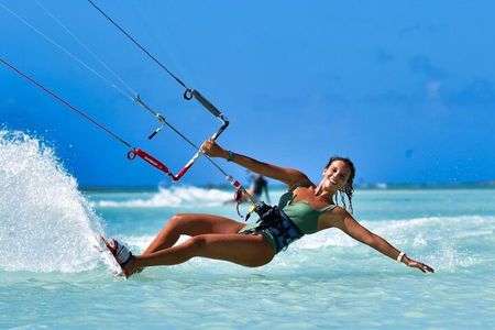 Private Kitesurfing Lessons in Aruba
