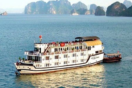 2D1N Bai Tu Long Bay cruises