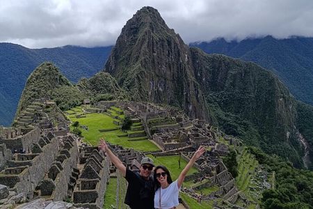 2-Day Sacred Valley & Machu Picchu - Small Group Train Tour
