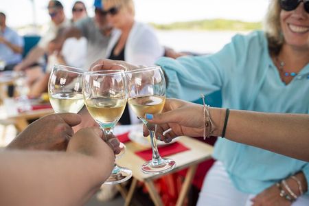 Sip & See Providence Boat Cruises