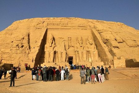 Abu Simbel from luxor Guided Day trip include admission& Lunch