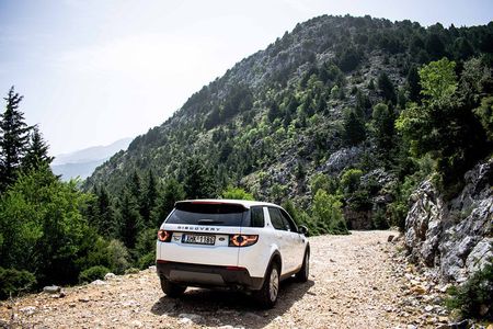 Crete Above the Clouds: Private 4x4 White Mountains Safari