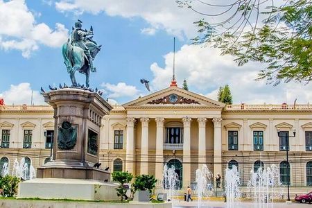 San Salvador Must-See Attractions Walking Tour With A Guide