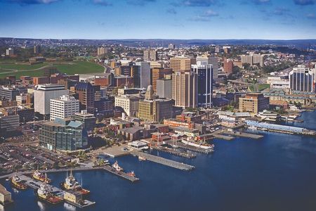 Halifax Waterfront Discovery Tour by Foot 