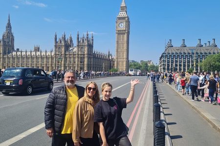 Westminster Highlights Black Cab Tour with Hotel Pick Up 