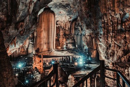 2-day Amazing caves: Paradise cave - Dark Cave - Phong Nha cave